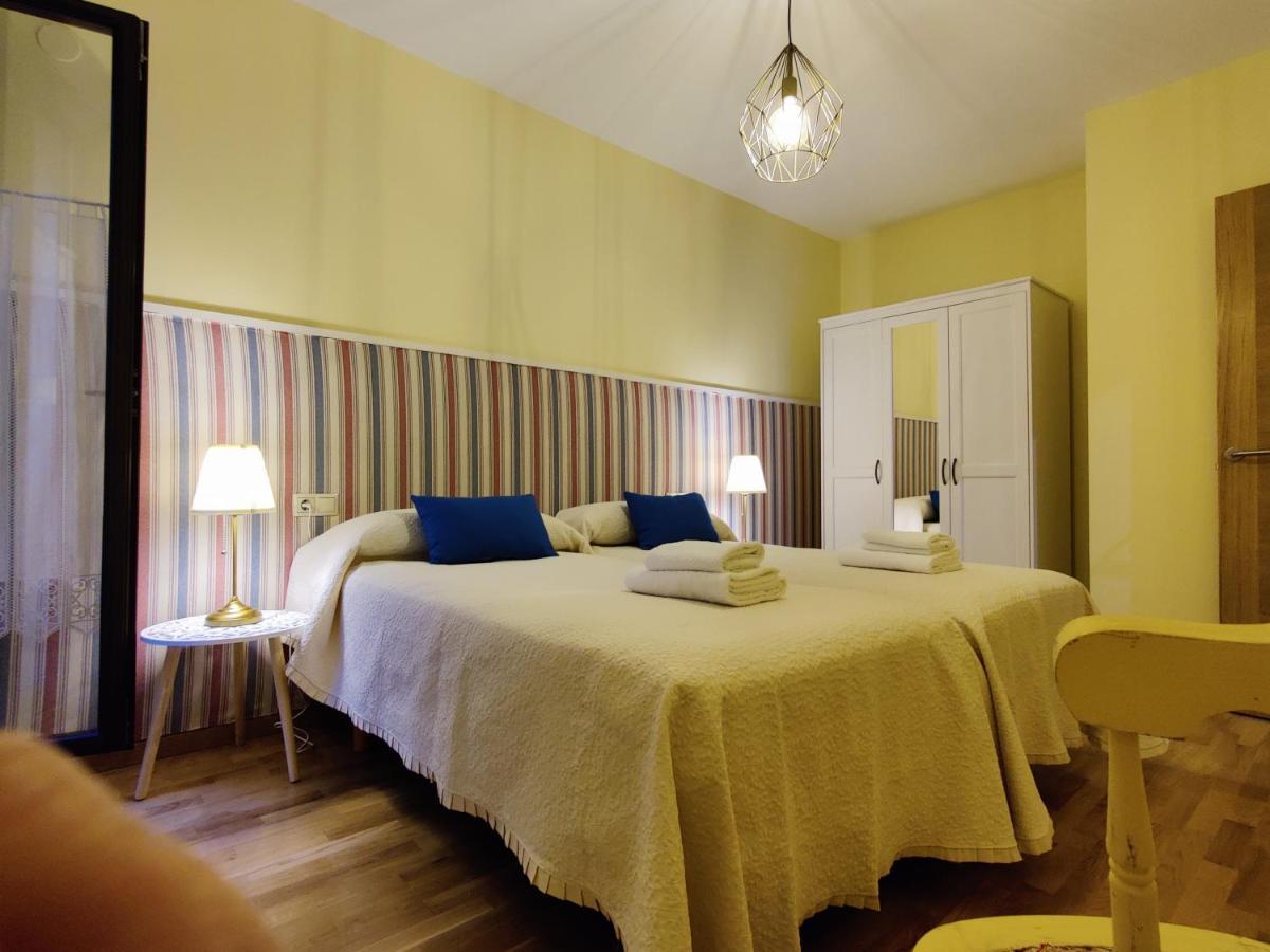 Apartamento Real Monforte De Lemos Esterno foto